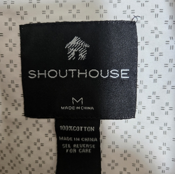 Shouthouse Large Button Down Shirt - Picture 4 of 4